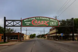 crazy sign straight 1