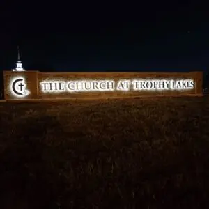 pylon vs monument signs