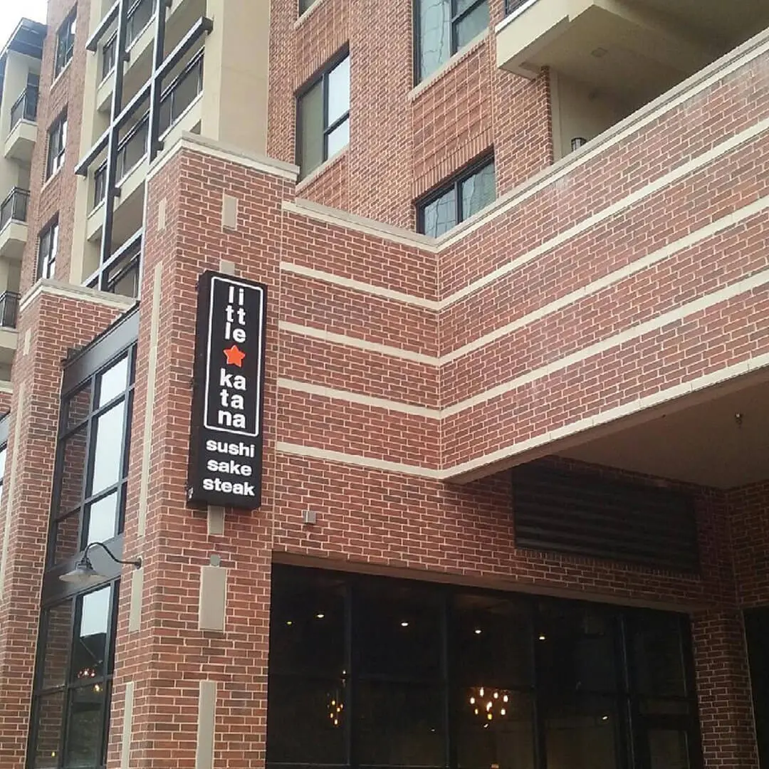 sign gallery 12