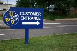 wayfinding signage in Dallas Fort Worth