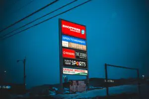 pylon sign vs monument sign
